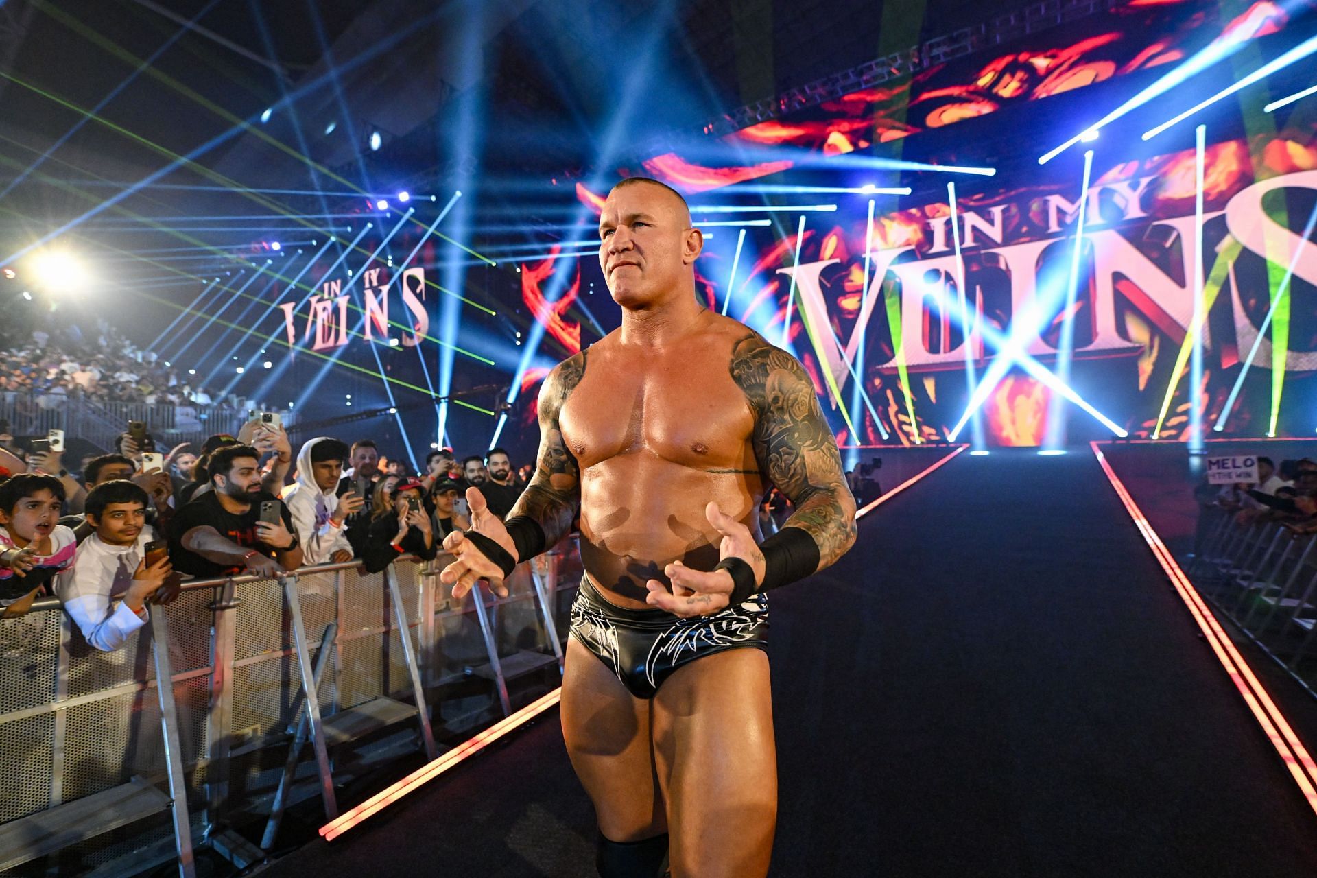 How tall is Randy Orton?